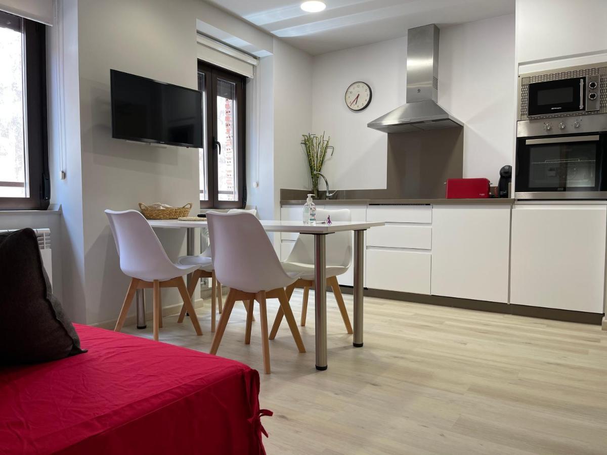 Apartamentos Puertas Del Orbigo Каррисо-де-ла-Рибера Экстерьер фото