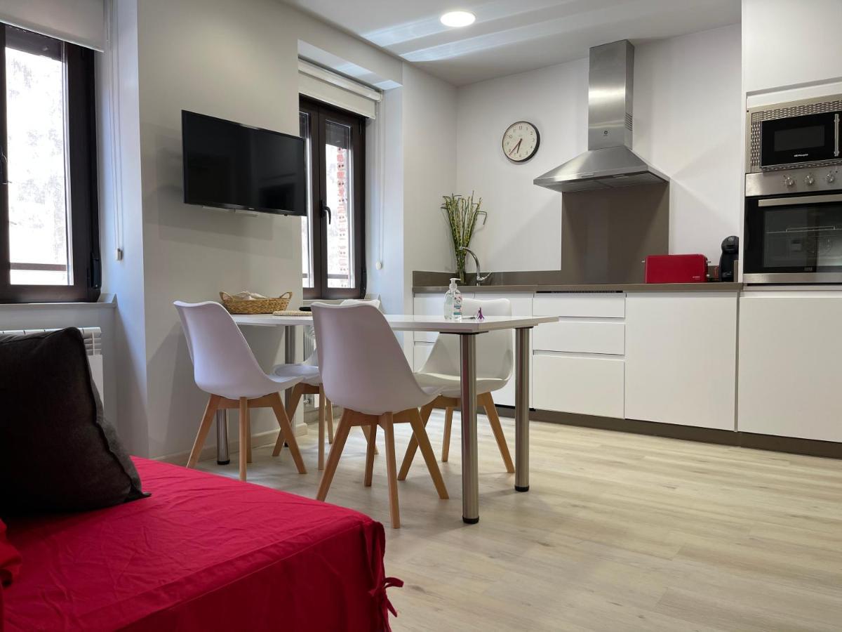 Apartamentos Puertas Del Orbigo Каррисо-де-ла-Рибера Экстерьер фото